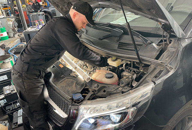 CAN bus failure on Mercedes-Benz V-Class 2.0 Berlin