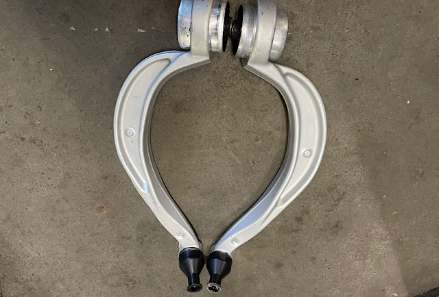 Audi A6 wishbone replacement - diagnosis and repair in Berlin