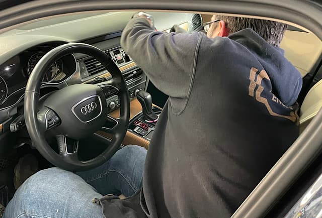 Audi-S installation by VIP-Multimedia Berlin