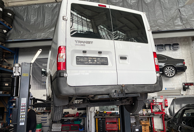 Ford-Transit-2011-replacement-leaf-springs-Berlin