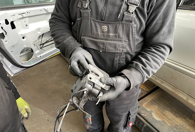 Mercedes-Benz CLC-Class door lock replacement-Berlin