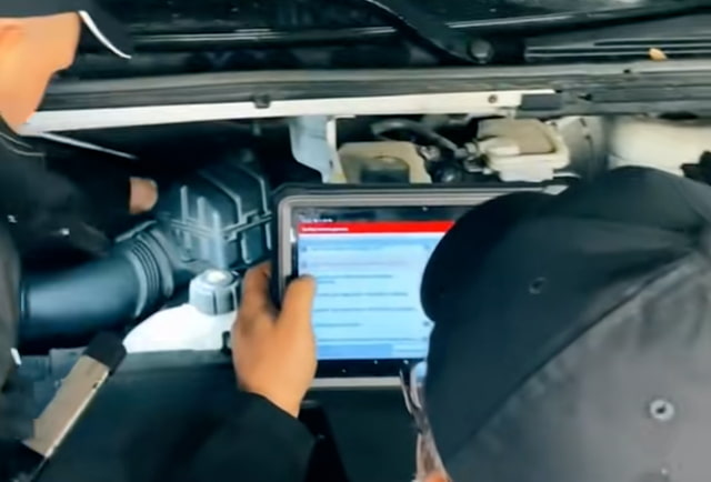 Renault-Master-Berlin-Repair -short circuit connection