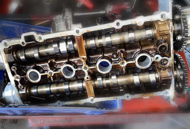 Volkswagen-Golf5-turbo-engine-engine-repair-Berlin