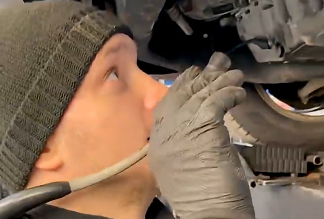 Volkswagen-Transporter-T5-1.9-TDI-Exchange-Starter-Berlin