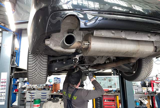 BMW 530d xDrive 2019 - Replacing the cardan shaft coupling