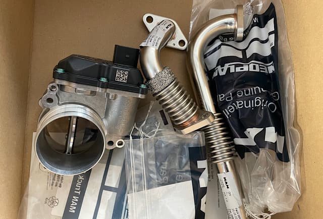 Attachment Exchange - MAN TGE 3.180 - Dismantling - BerlinHigh-quality spare parts for MAN TGE 3.180 - Service - Car Workshop Berlin