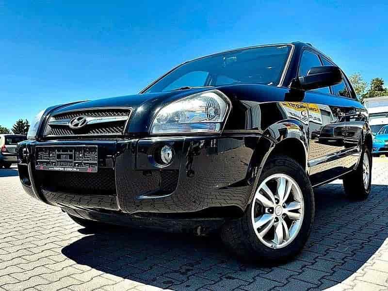 Hyundai Tucson 2.0 Baujahr 2009 – Ventilreparatur in KFZ Werkstatt Savtrans Berlin