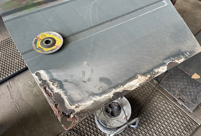 Bodywork repair on a Mercedes Sprinter 316 CDI – Rust, welding and protection in Berlin