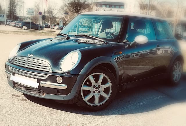 MINI Cooper (2004) не заводится – разблокировка иммобилайзера в Берлине
