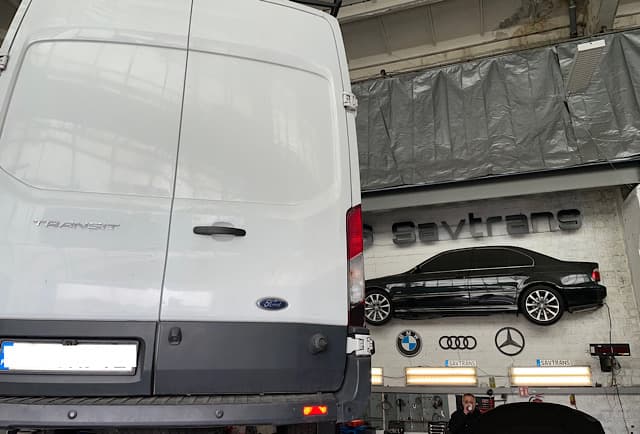 Katalysator wechseln beim Ford Transit 2.0 TDCi (2014) – DPF verstopft & Leistungsverlust in Berlin