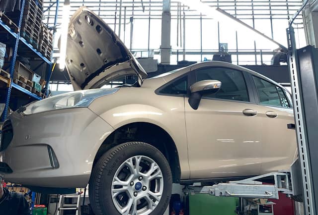 Замена ремня ГРМ Сканер Ford B-MAX 10 Savtrans Berlin